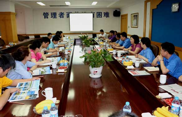 6月12日，國家電力器材安全性能質(zhì)量監(jiān)督檢驗中心領(lǐng)導一行來上上集團考察交流