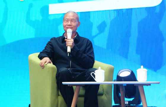 受邀參加“青藍接力”工程啟動儀式，丁山華寄語青年企業(yè)家： 勤奮、專一、實干